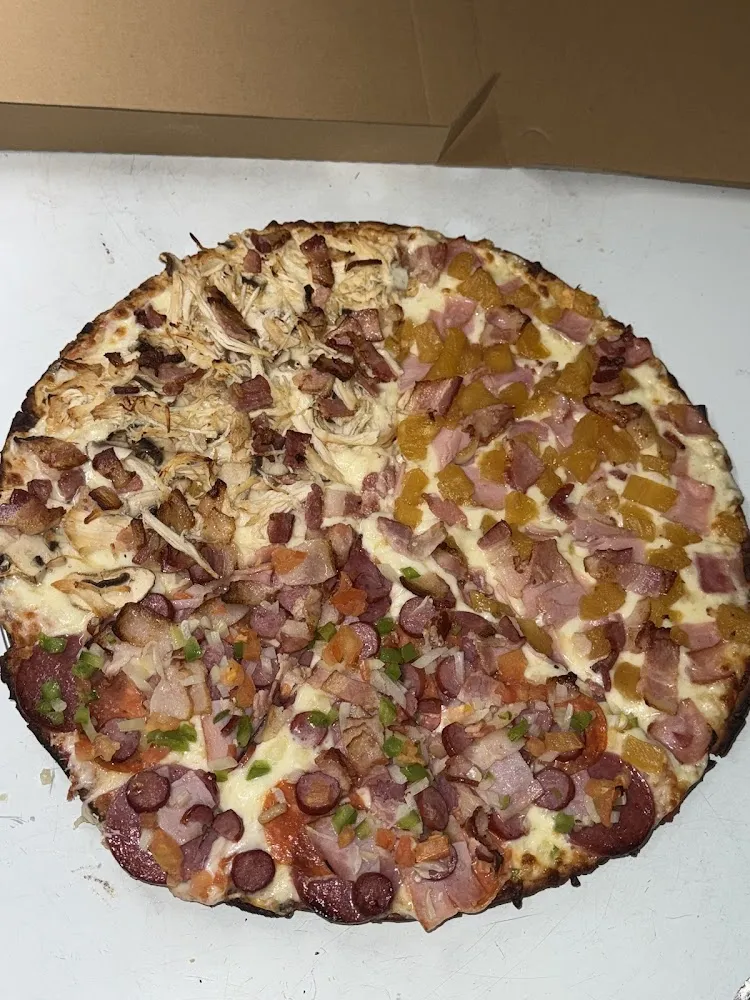 Pizza Mediana En Tres Sabores Hawaiana Combinada Y Mixta